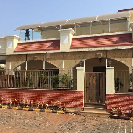 Villa Peace Heaven Lonavala Exterior foto